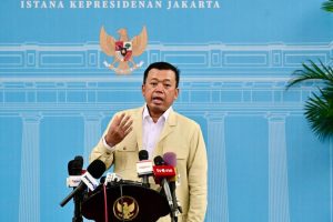 Suara Media 19 suaramedia.id - Komisi Pemberantasan Korupsi (KPK) akhirnya angkat bicara mengenai kemungkinan pemanggilan Menteri Agraria dan Tata Ruang/Kepala Badan Pertanahan Nasional (ATR/BPN), Nusron Wahid. Spekulasi ini muncul seiring dengan penetapan empat orang kepercayaan sang menteri sebagai tersangka dalam kasus dugaan suap dan gratifikasi terkait pengurusan Hak Guna Bangunan (HGB) di wilayah Kabupaten Bogor, Jawa Barat.