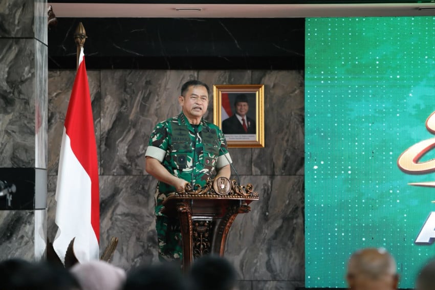 Siapa Pengganti Panglima TNI? Maruli Buka Suara!