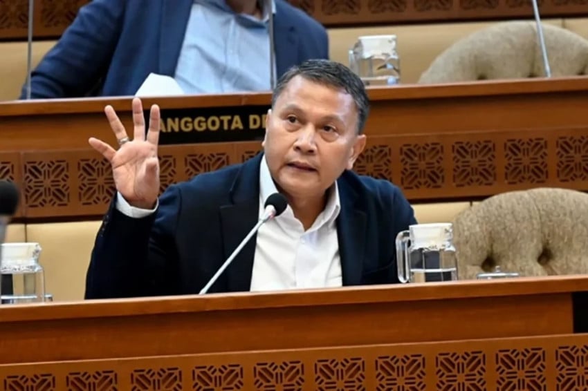 Skandal Pasal Gibran: DPR Desak KPU Buka-bukaan!