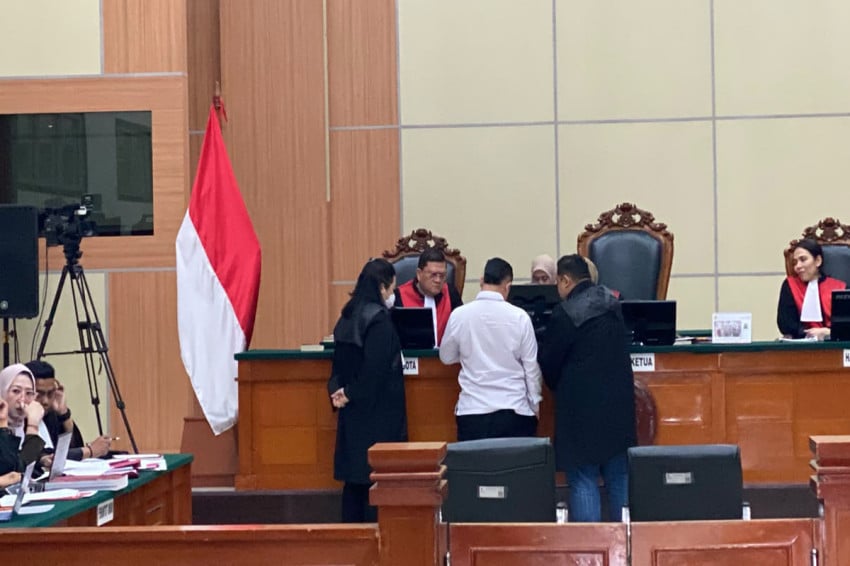 Sidang Panas! Tim Hukum Tifa Serang Saksi JPU