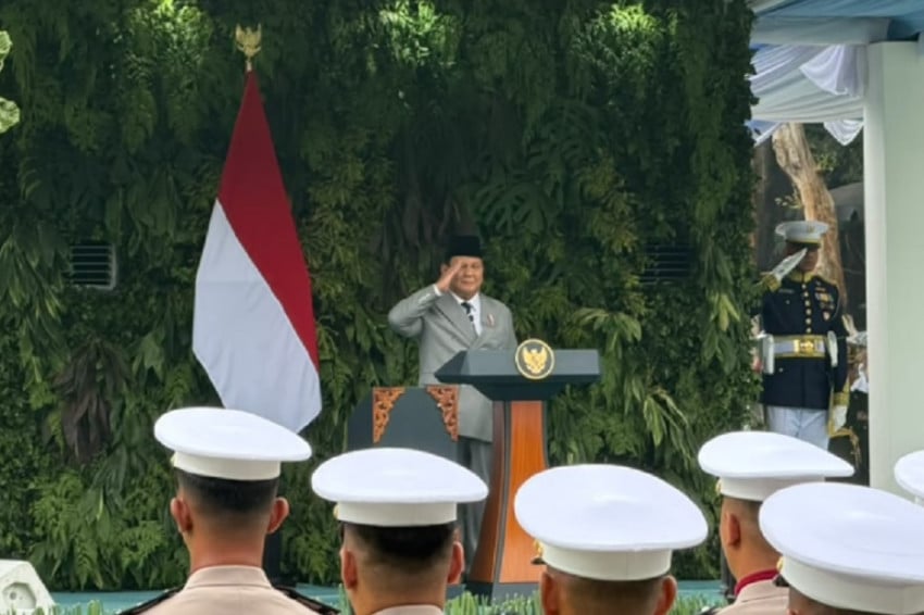 Prabowo Pimpin Upacara di Lubang Buaya!