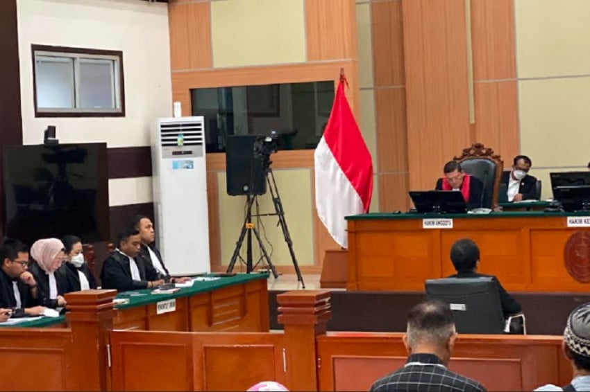 Ijazah Jokowi 99,9% Palsu? JPU Semprot Roy Suryo!